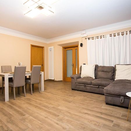 Casa Di Marco E Kaila Hotell Tavullia Eksteriør bilde